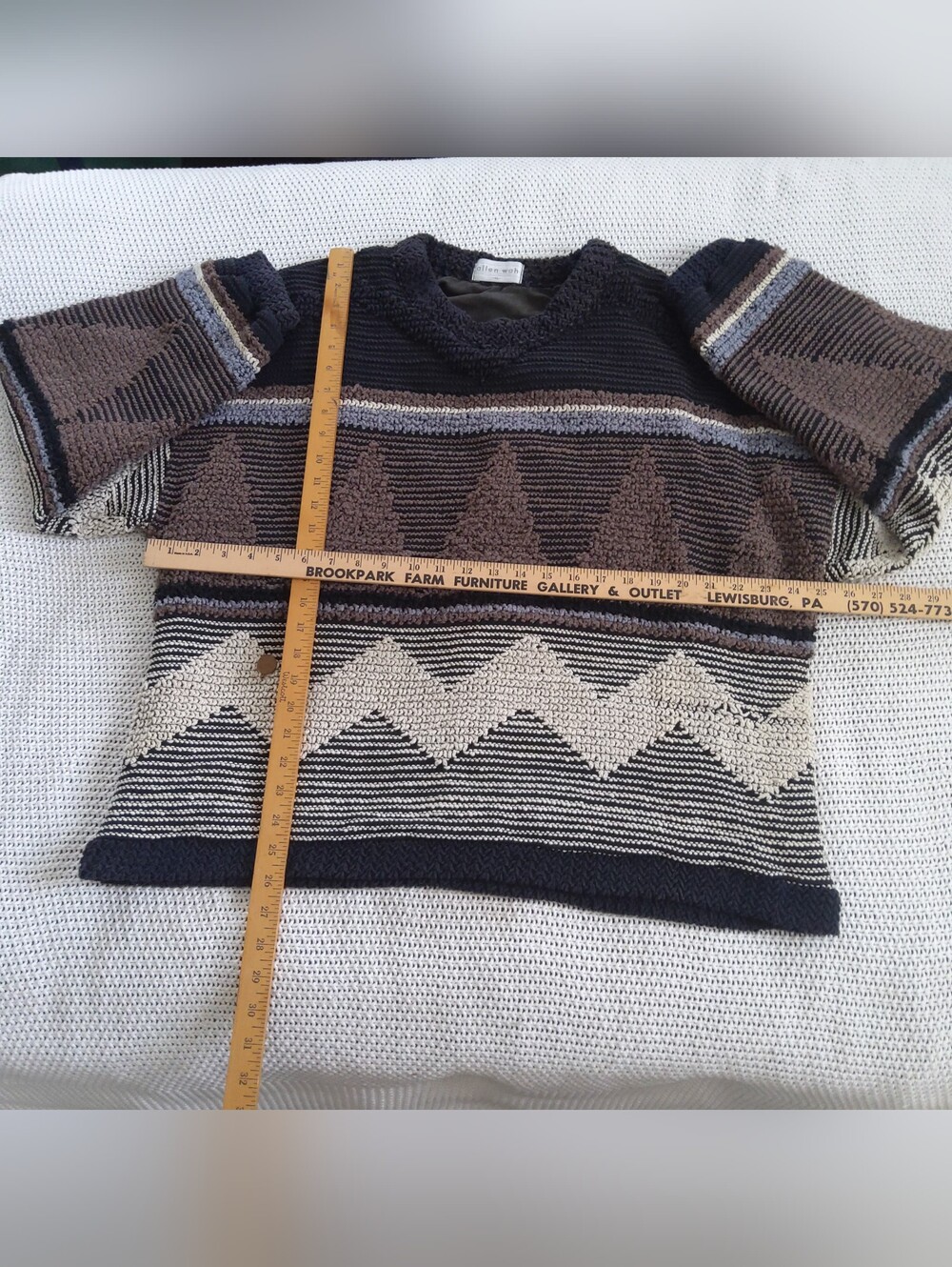 Vintage 80's allen wah Men’s Sweater Geomtric Aztec Design Unisex Sweater